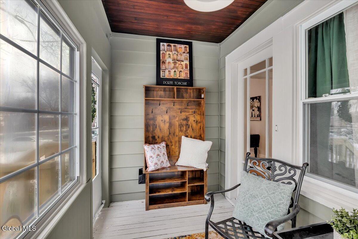 902 7th Avenue Troy, NY 12182 - Photo 4 of 35 05-P1612755