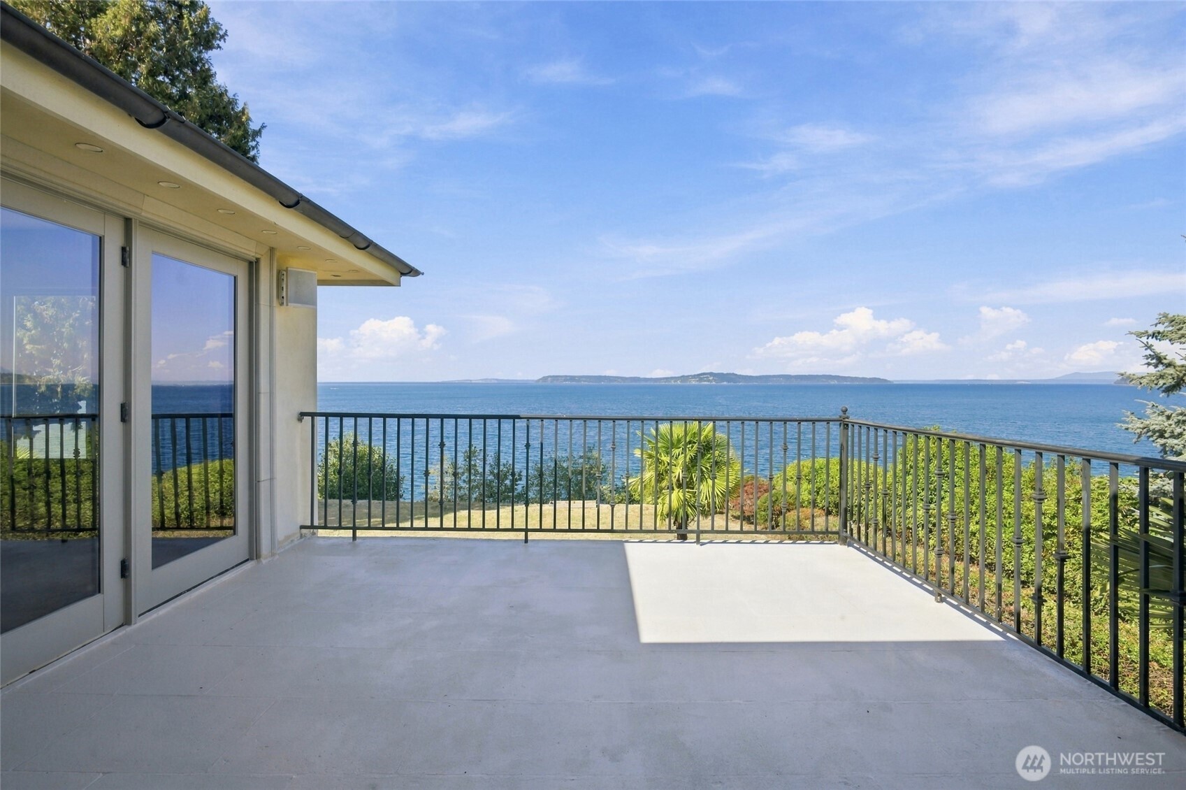 8711 Talbot Road Edmonds, WA 98026 - Photo 22 of 39 Gallery Image 22
