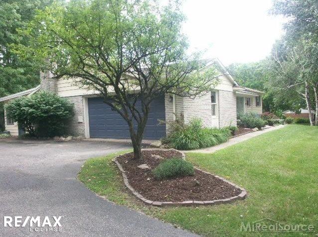 774 Cobblestone Drive Rochester, MI 48309 - Photo 2 of 33 31311281-1.JPG