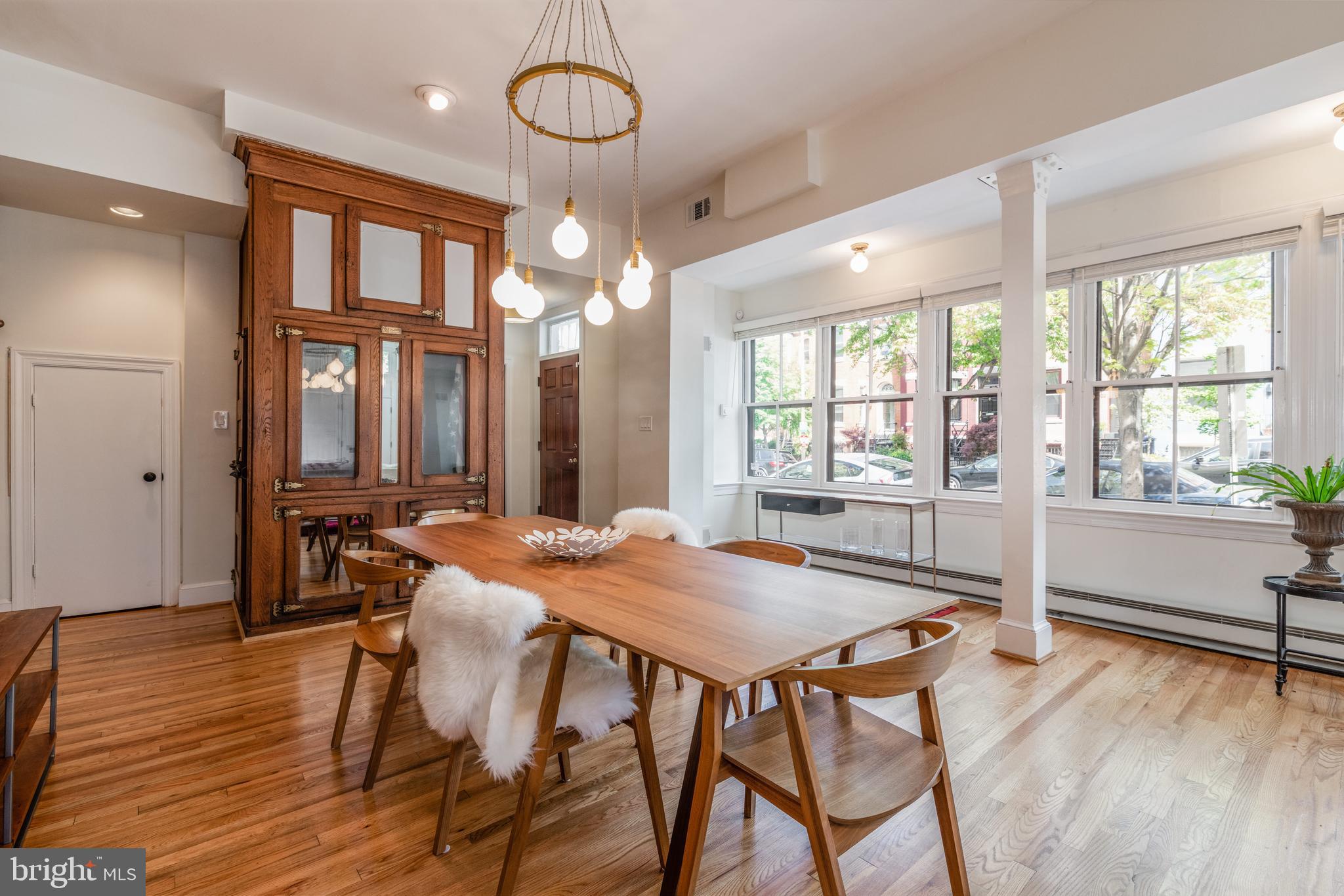 252 10th Street Northeast Washington, DC 20002 - Photo 11 of 37 Dining room with custom lighting