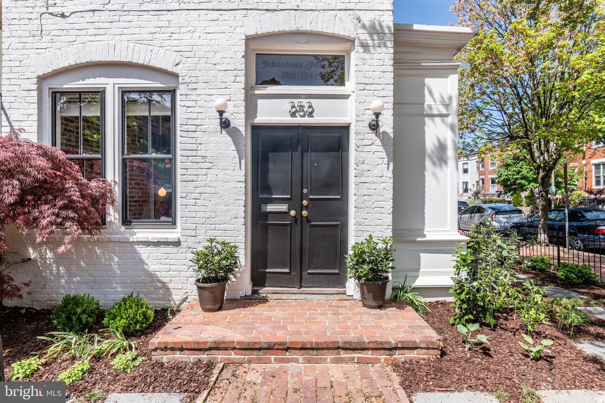 252 10th Street Northeast Washington, DC 20002 - Photo 3 of 37 252 10th St SE