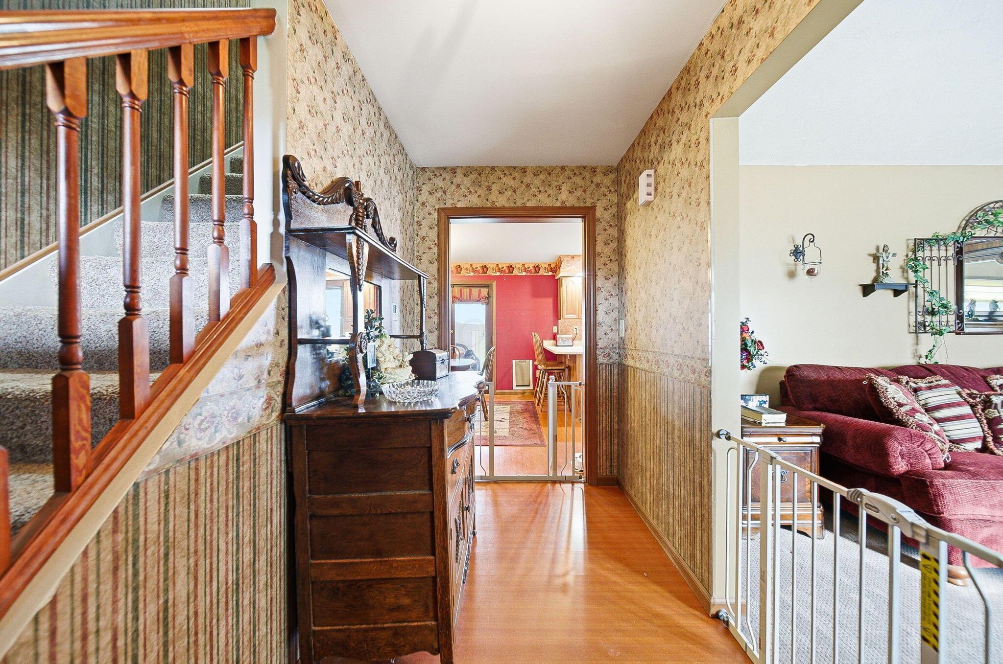1040 Straight Creek Road Waverly, OH 45690 - Photo 26 of 113 Foyer