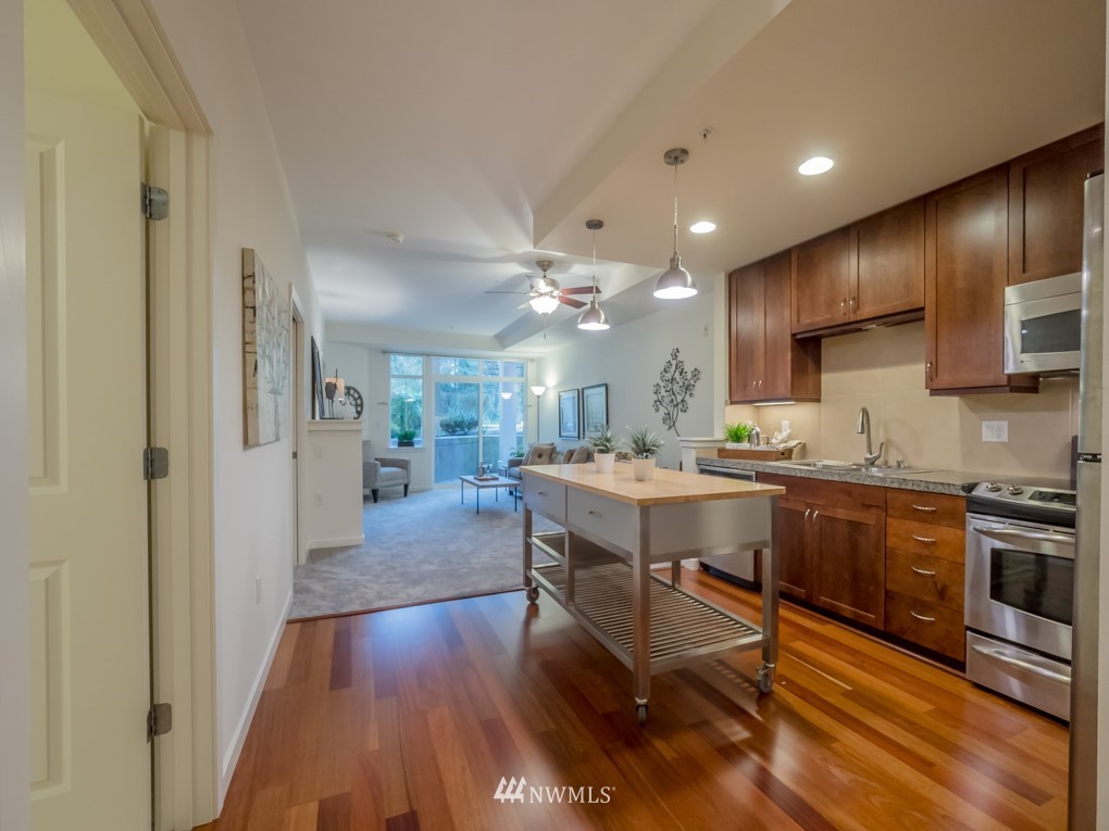 16141 Cleveland Street, Unit 217 Redmond, WA 98052 - Photo 3 of 25