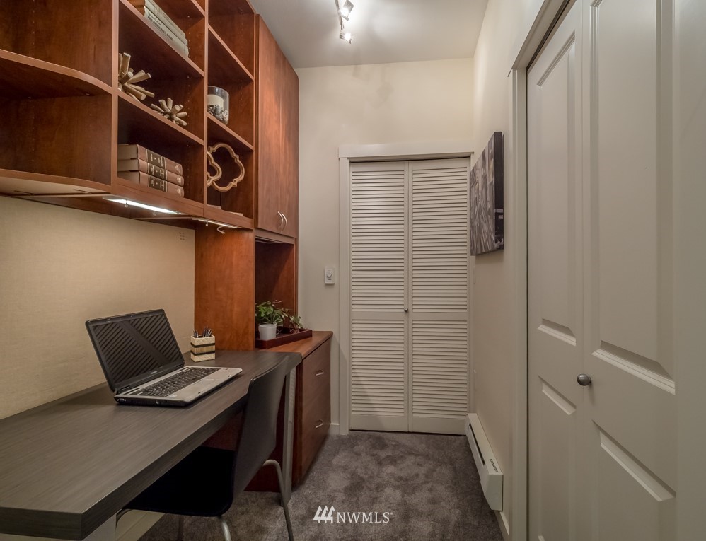16141 Cleveland Street, Unit 217 Redmond, WA 98052 - Photo 4 of 25