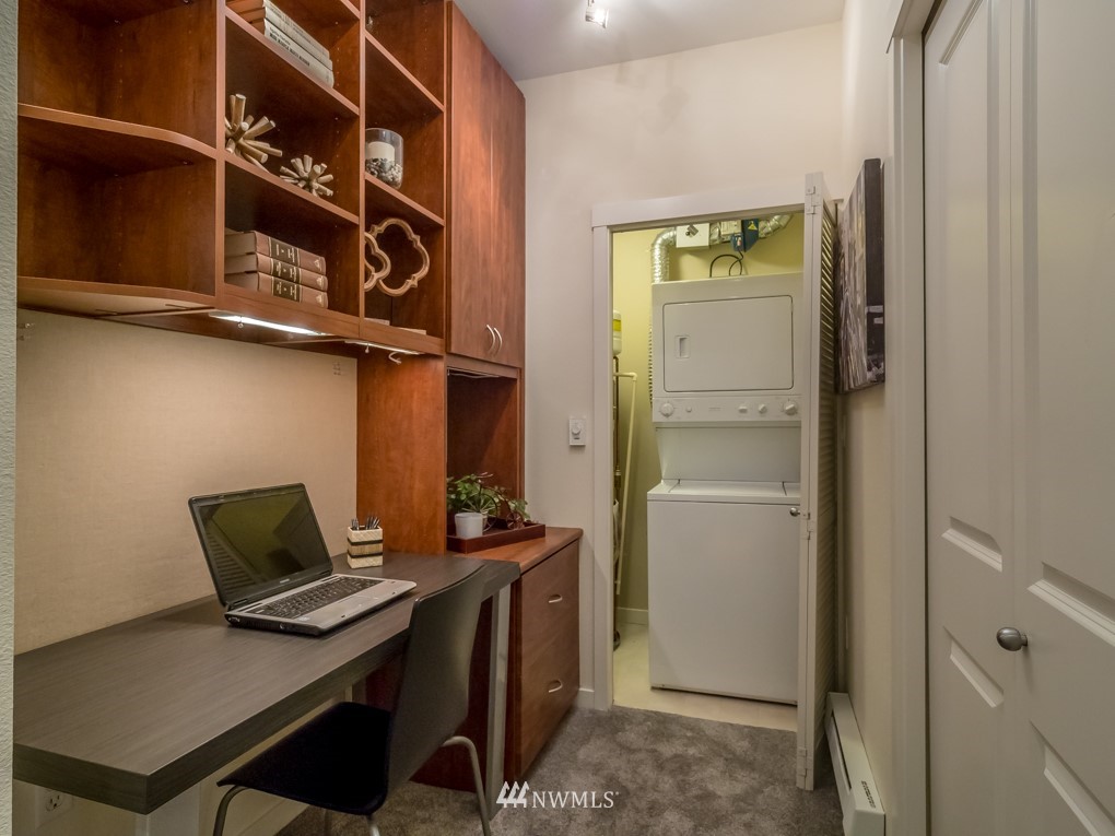 16141 Cleveland Street, Unit 217 Redmond, WA 98052 - Photo 5 of 25