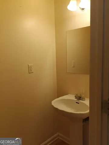 $1,600 | 3049 Fields Drive, Lithonia, GA 30038