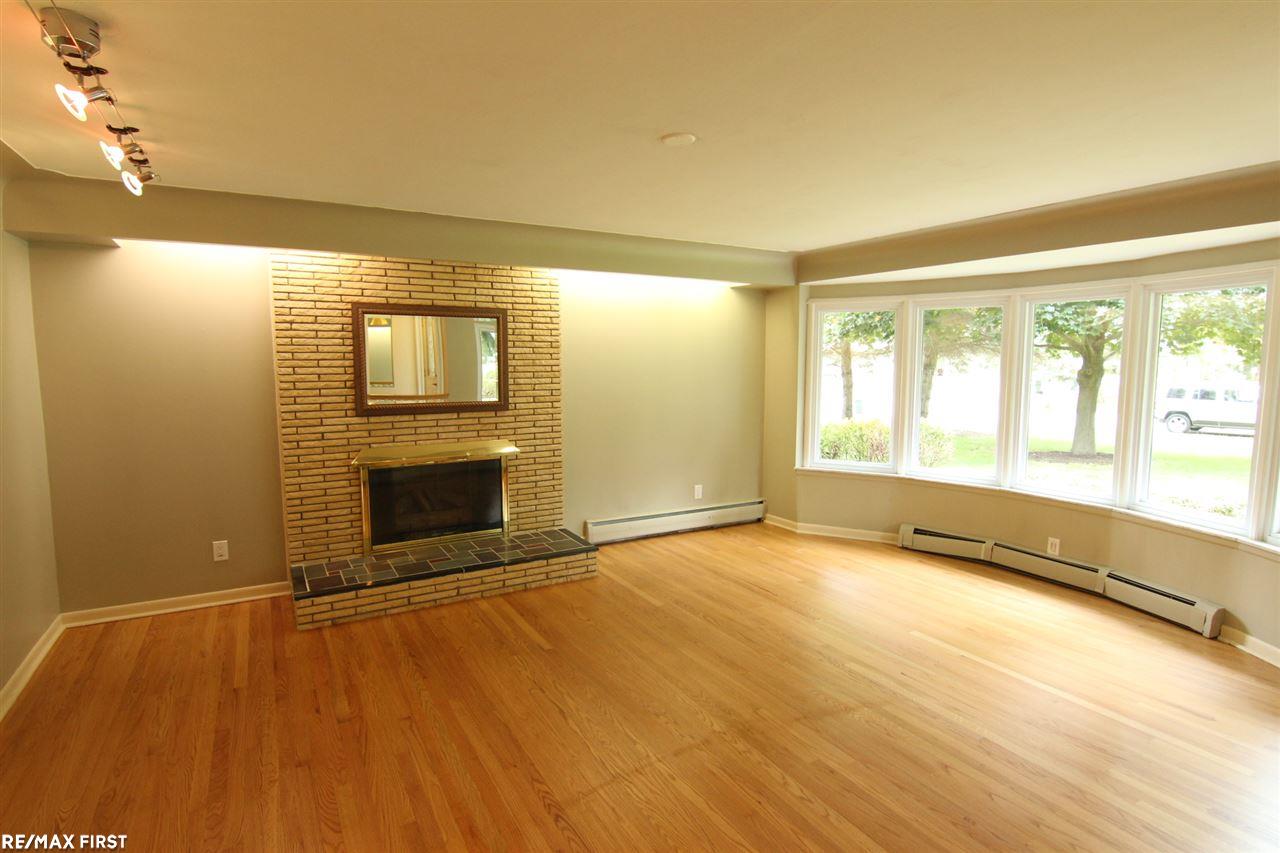 671 Wilwood Road Rochester Hills, MI 48309 - Photo 11 of 38