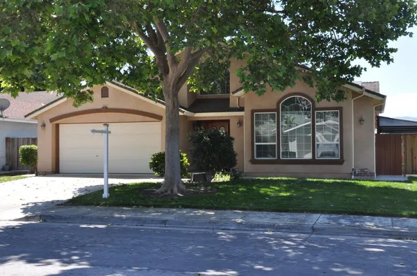 $725,000 | 541 Leisure Court, Hollister, CA 95023