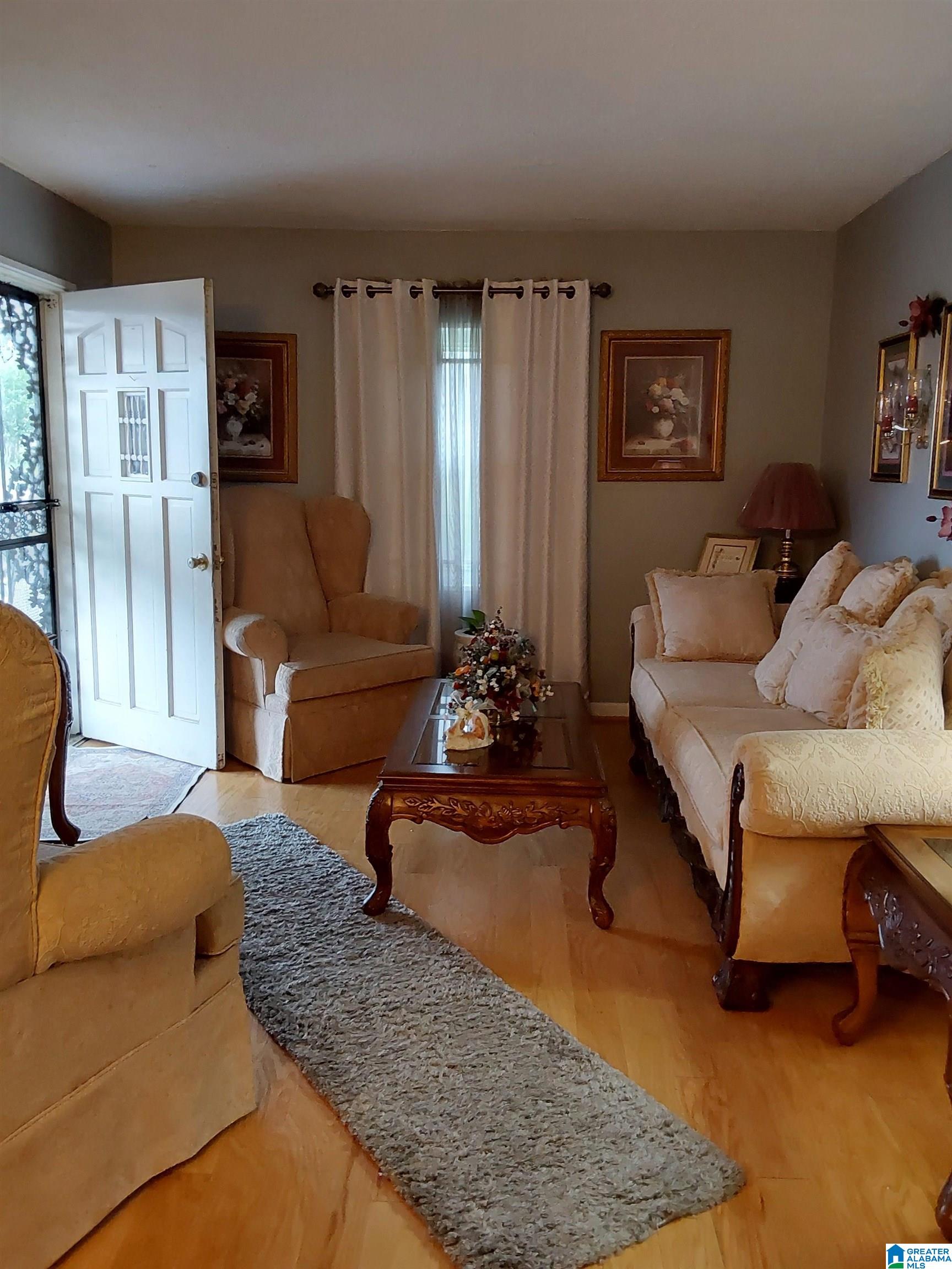 1652 Roberts Street Southwest Birmingham, AL 35211 - Photo 6 of 13