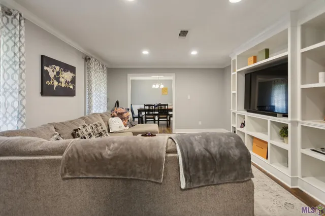 $250,000 | 1611 North Sherman Street, Jennings, LA 70546