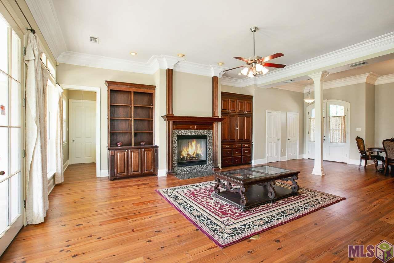 16914 Sunset Point Court Baton Rouge, LA 70816 - Photo 8 of 34 Gallery Image 8