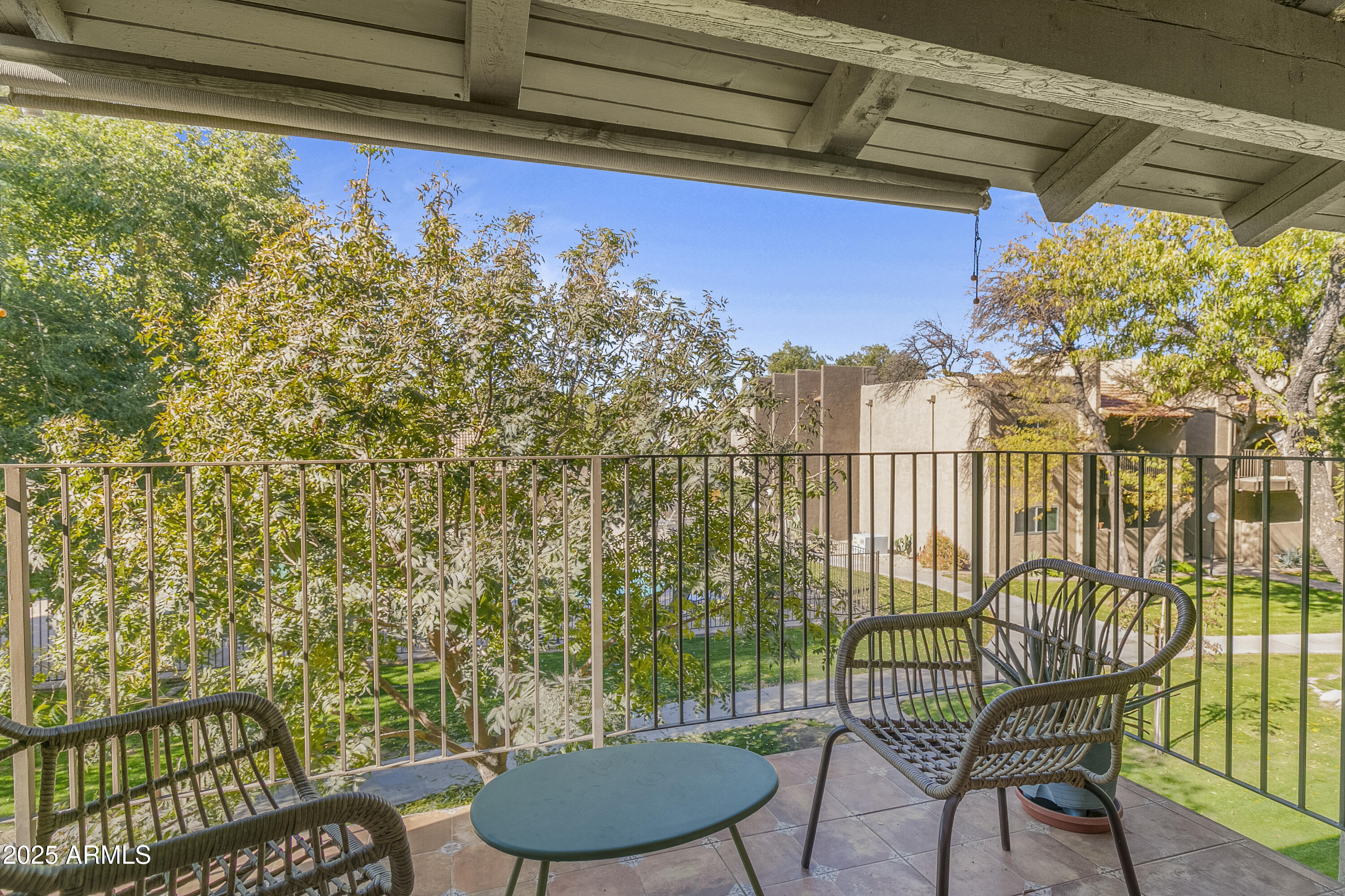5525 East Thomas Road, Unit E12 Phoenix, AZ 85018 - Photo 16 of 21 18 - Balcony