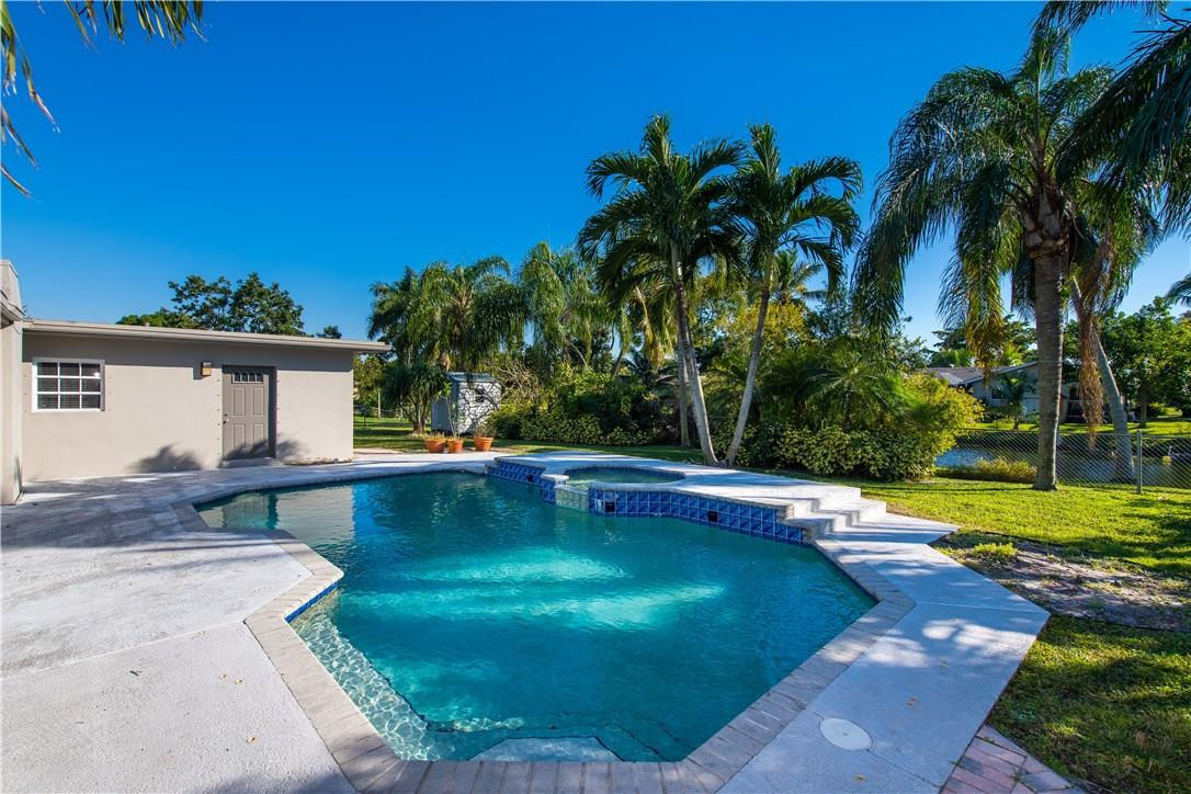 6030 Southwest 8th Street Plantation, FL 33317 - Photo 23 of 25 Photo 23