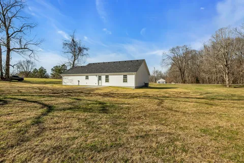$350,000 | 638 Summitville Road, Manchester, TN 37355