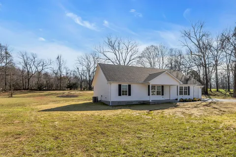 $350,000 | 638 Summitville Road, Manchester, TN 37355