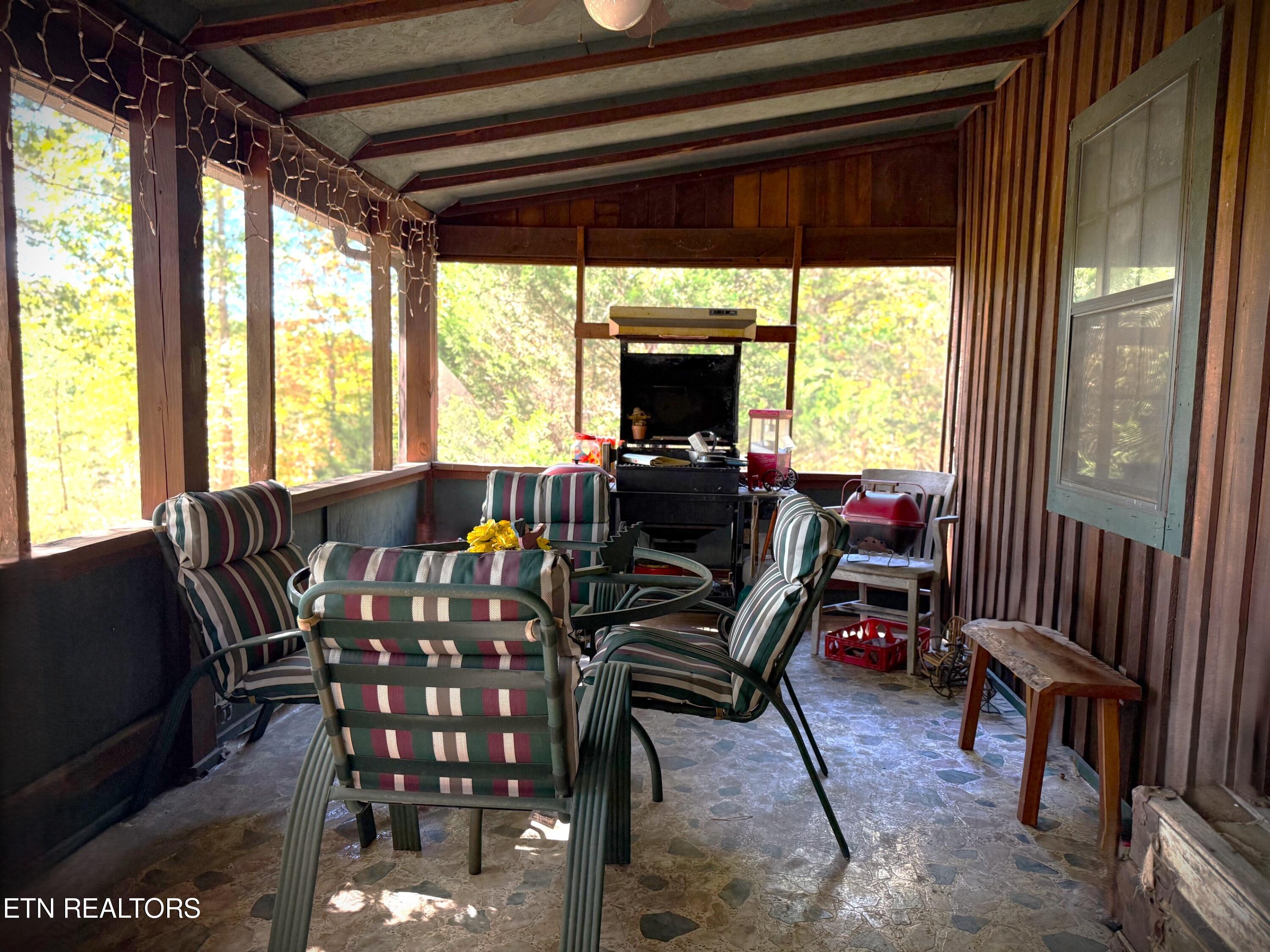 120 Heartridge Road Hilham, TN 38568 - Photo 11 of 55 IMG_9503