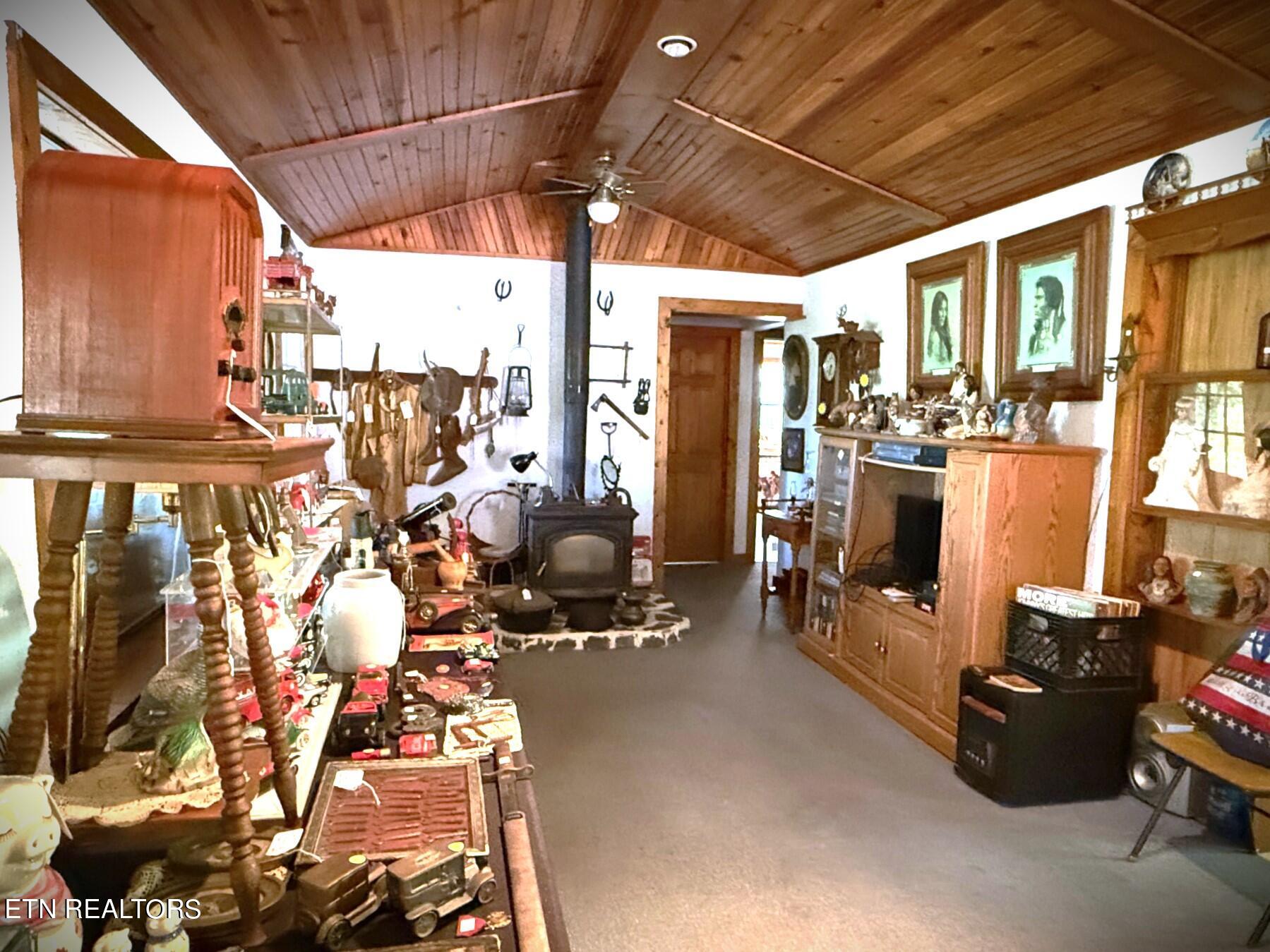 120 Heartridge Road Hilham, TN 38568 - Photo 13 of 55 IMG_9529