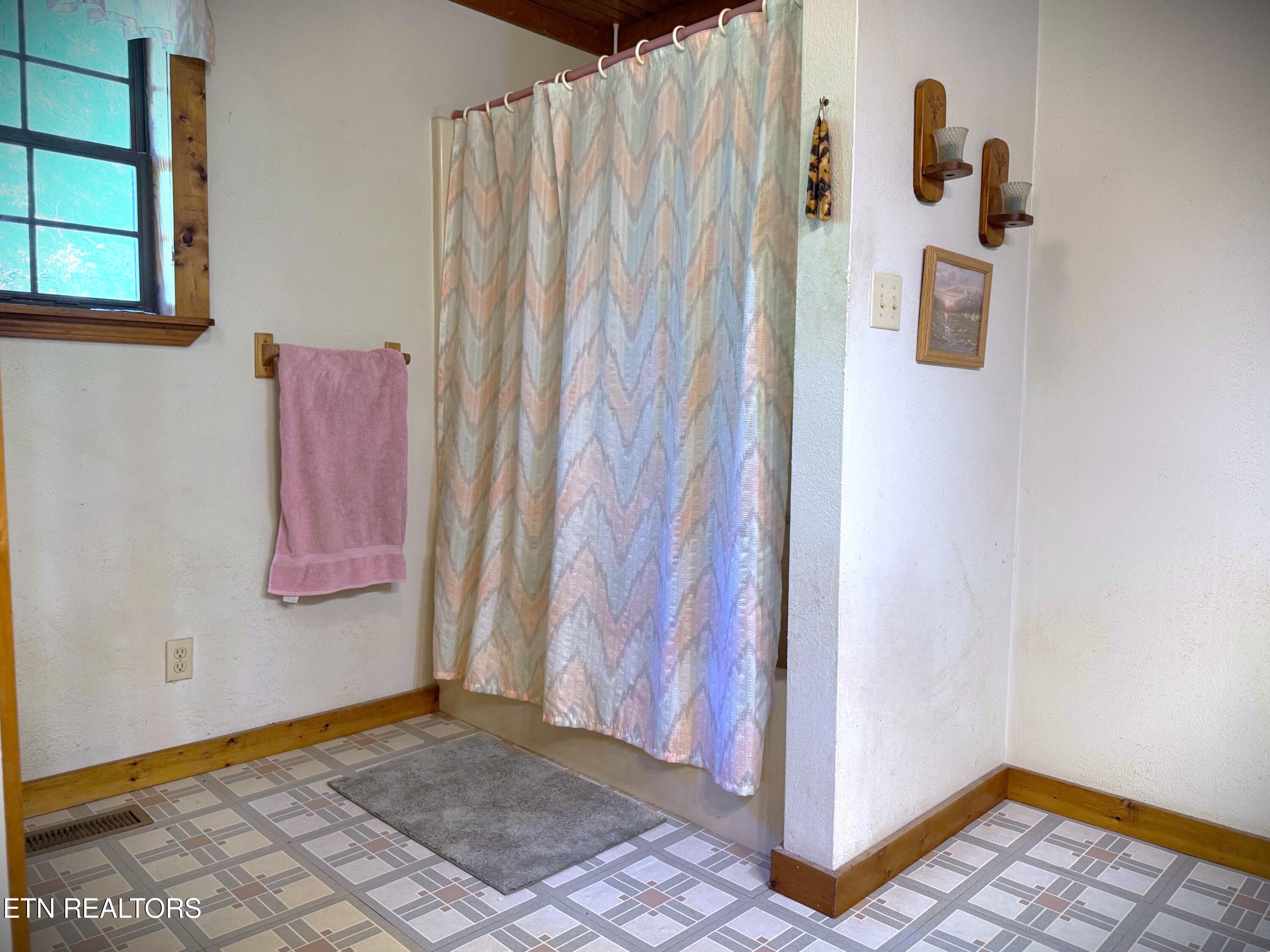 120 Heartridge Road Hilham, TN 38568 - Photo 21 of 55 IMG_9545 (1)