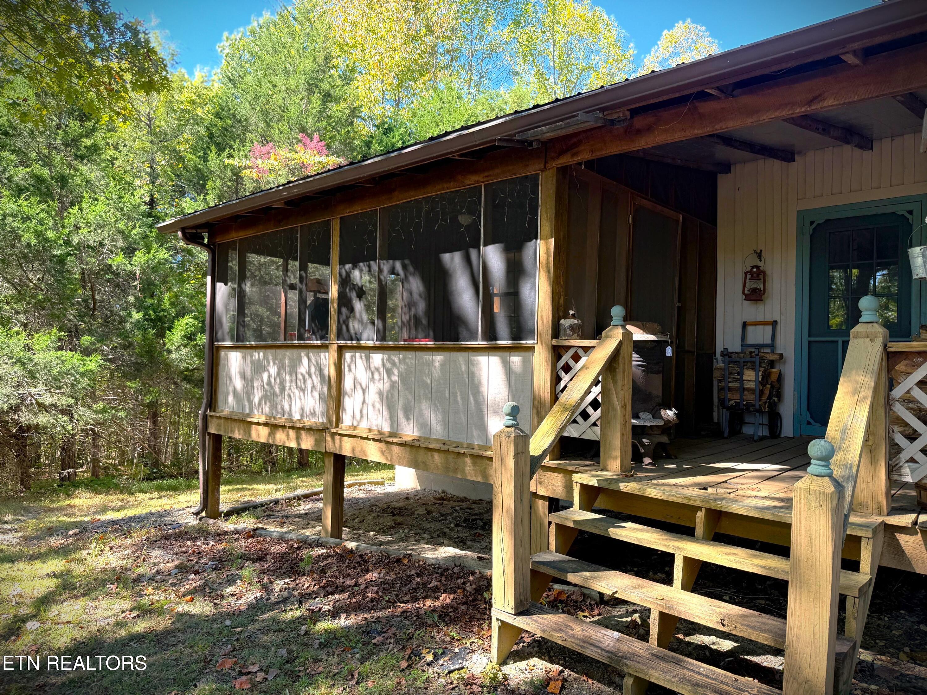 120 Heartridge Road Hilham, TN 38568 - Photo 30 of 55 IMG_9564 (1)