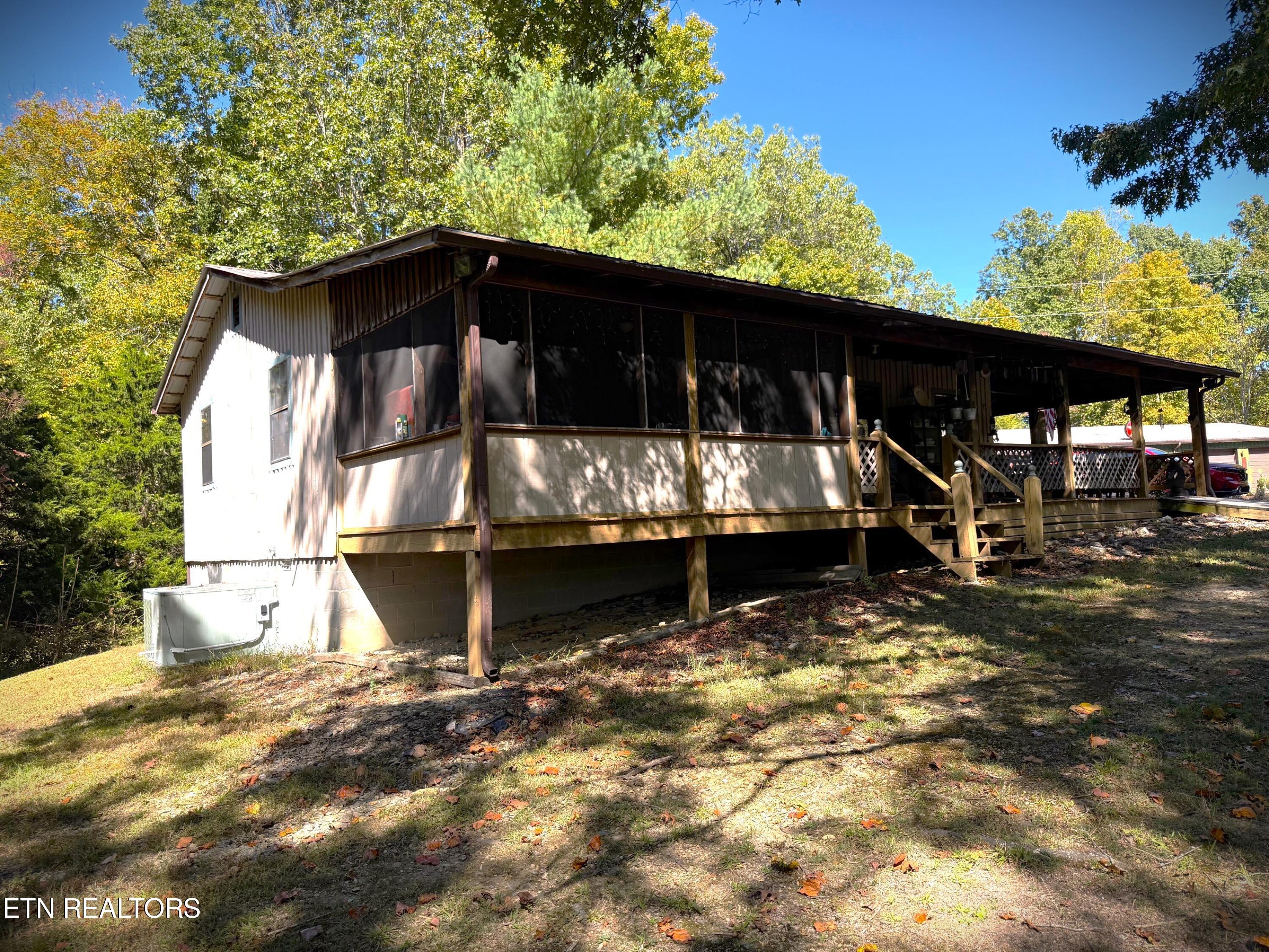 120 Heartridge Road Hilham, TN 38568 - Photo 32 of 55 IMG_9566 (1)