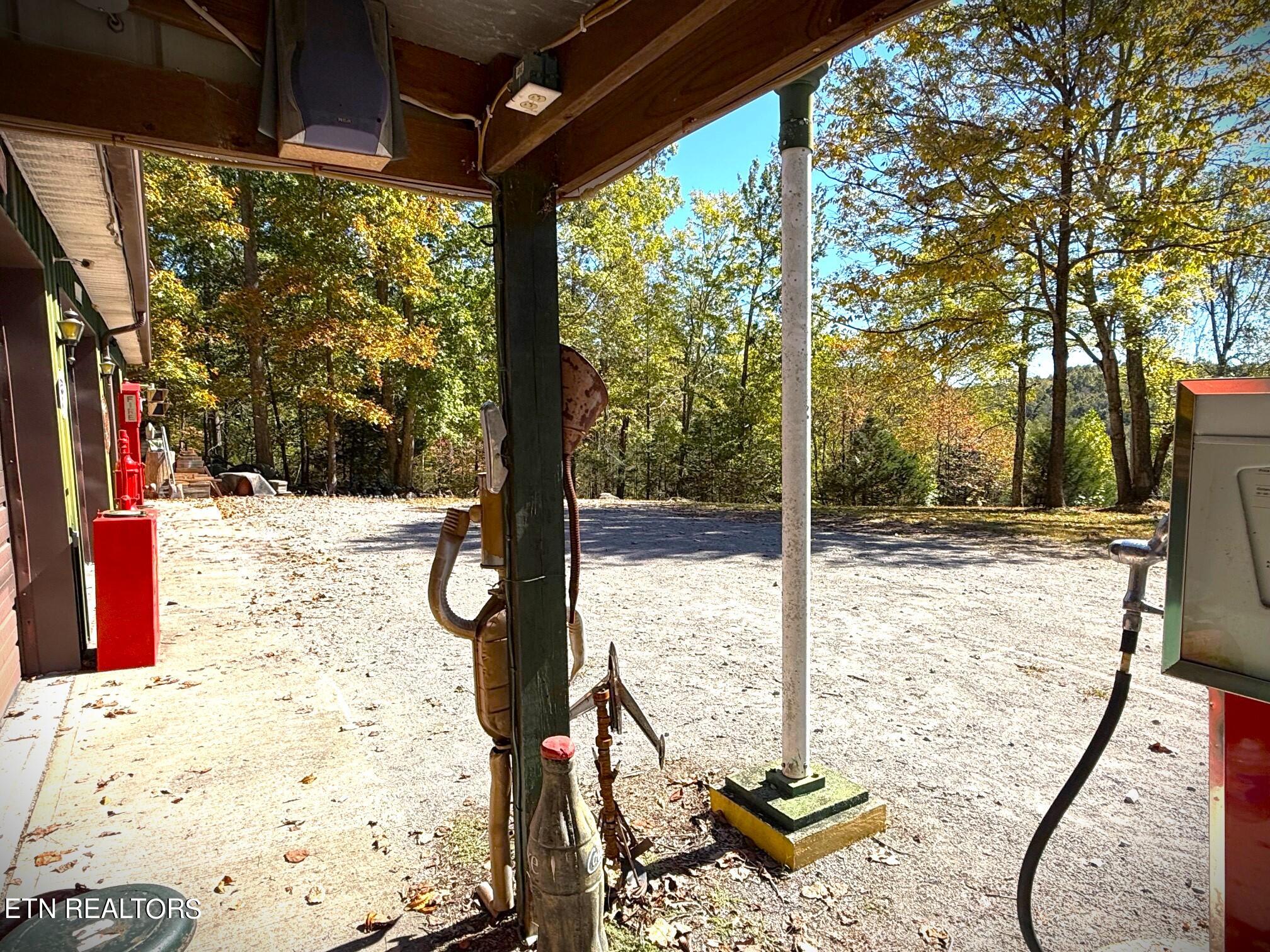 120 Heartridge Road Hilham, TN 38568 - Photo 39 of 55 IMG_9527 (1)