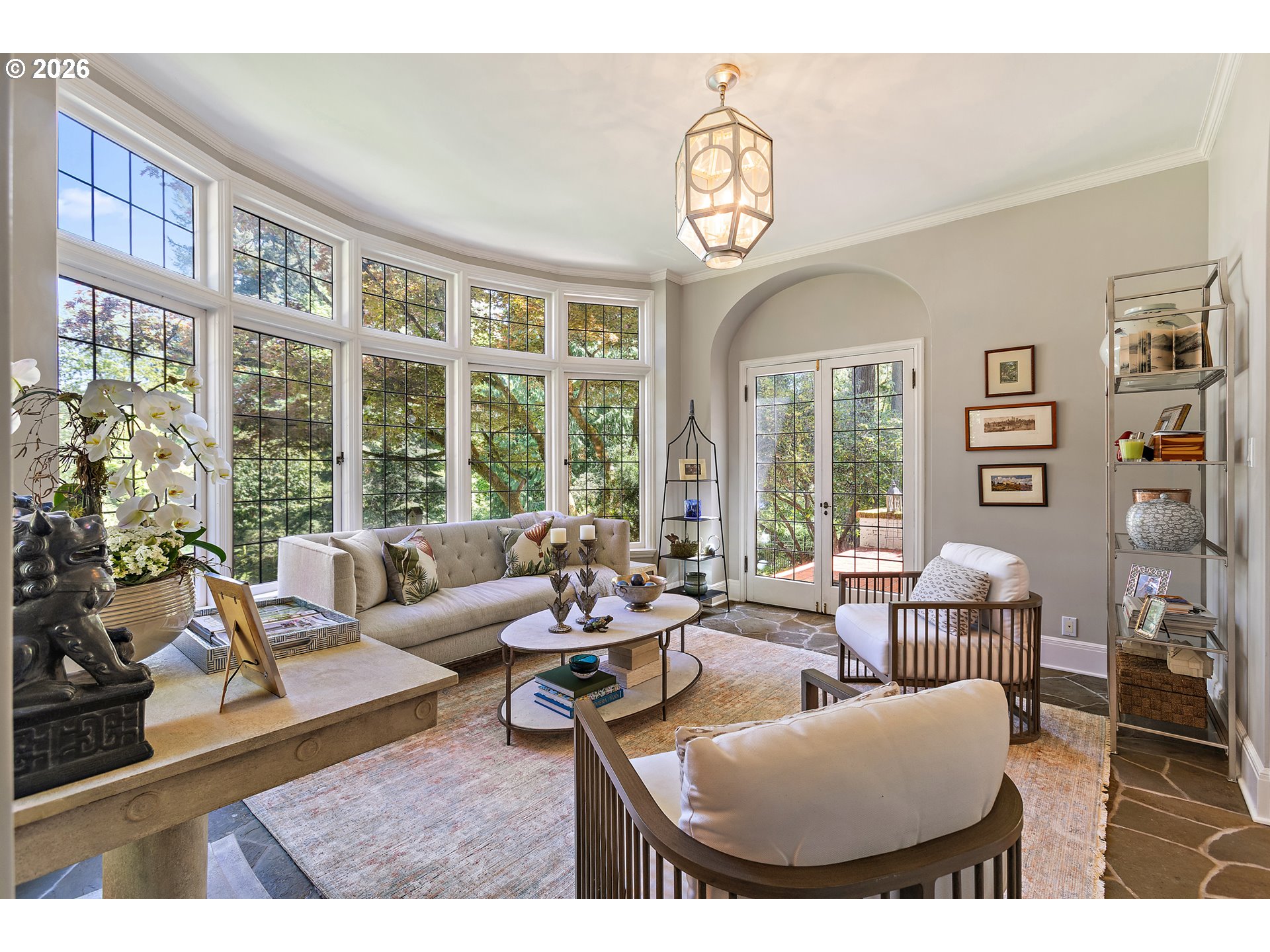 1905 South Greenwood Road Portland, OR 97219 - Photo 9 of 46 a living room with furniture and a large window