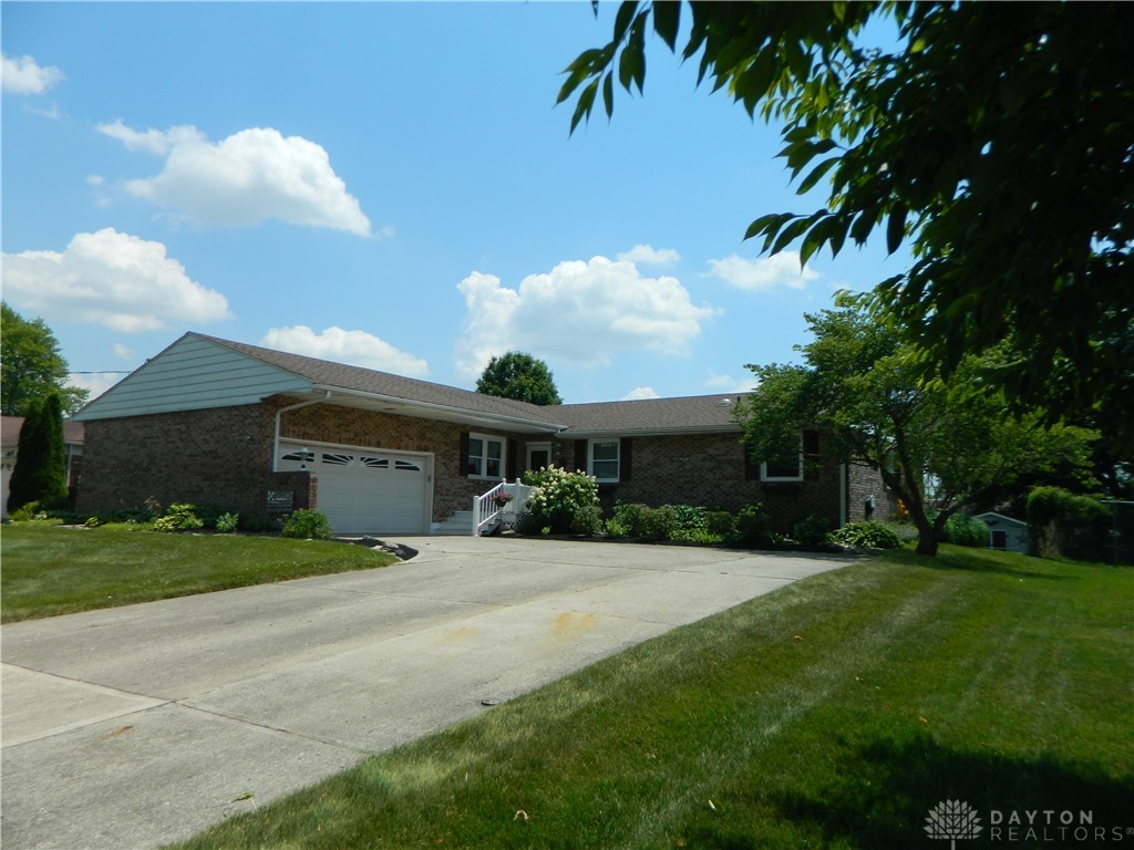 303 Villa Road Springfield, OH 45503 - Photo 5 of 12 Gallery Image 5