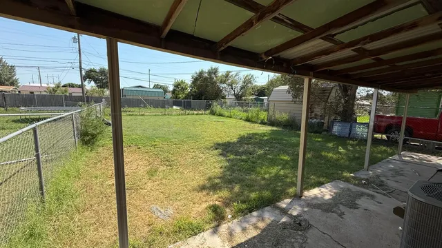 a view of outdoor space