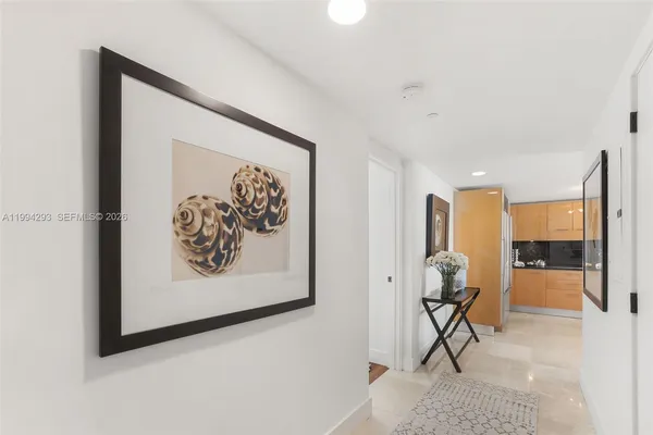$5,800 | 6801 Collins Avenue, Unit 1112, Miami Beach, FL 33141