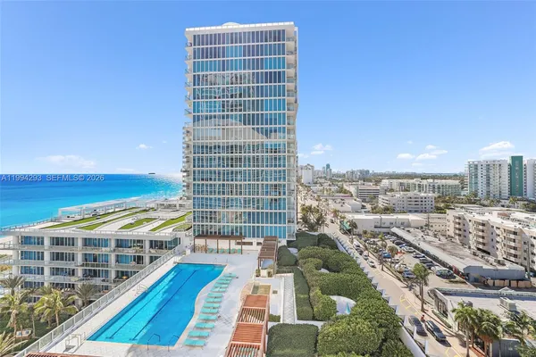 $5,800 | 6801 Collins Avenue, Unit 1112, Miami Beach, FL 33141