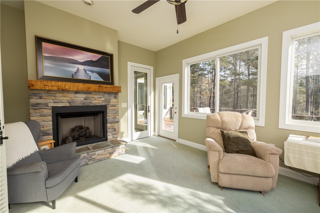 430 Riverstone Drive Salem, SC 29676 - Photo 17 of 39 Sunroom