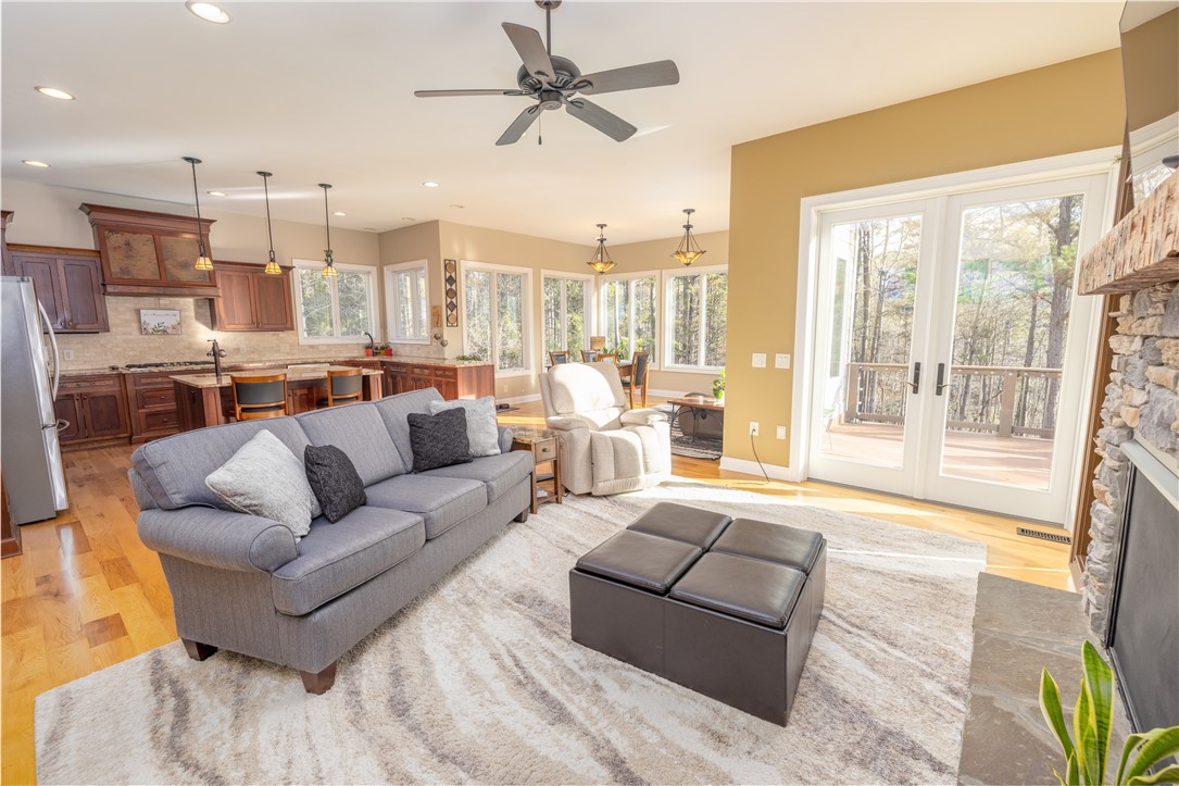 430 Riverstone Drive Salem, SC 29676 - Photo 7 of 39