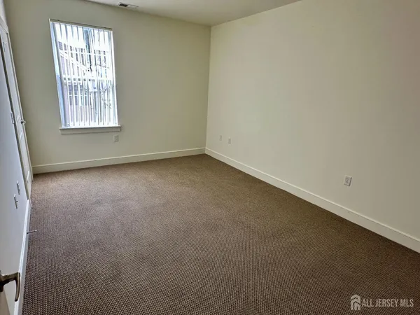 $2,695 | 101 Roosevelt Avenue, Unit 311, Carteret, NJ 07008
