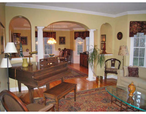 18 Daniel Shays Road Hopkinton, MA 01748 - Photo 6 of 16 Gallery Image 6