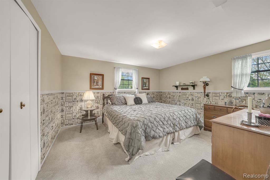 29958 Barwell Road Farmington Hills, MI 48334 - Photo 34 of 48