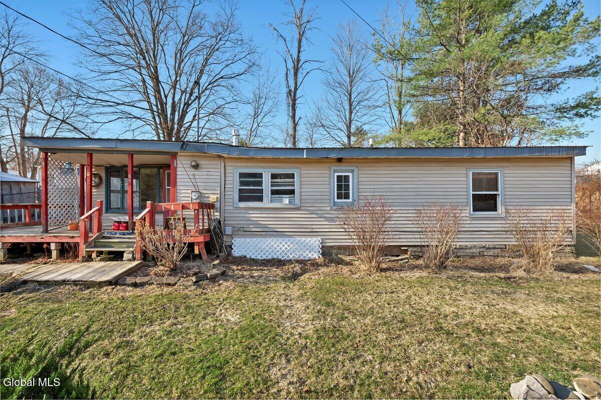 89 Morris Road Schenectady, NY 12304 - Photo 1 of 28 IMG_6508