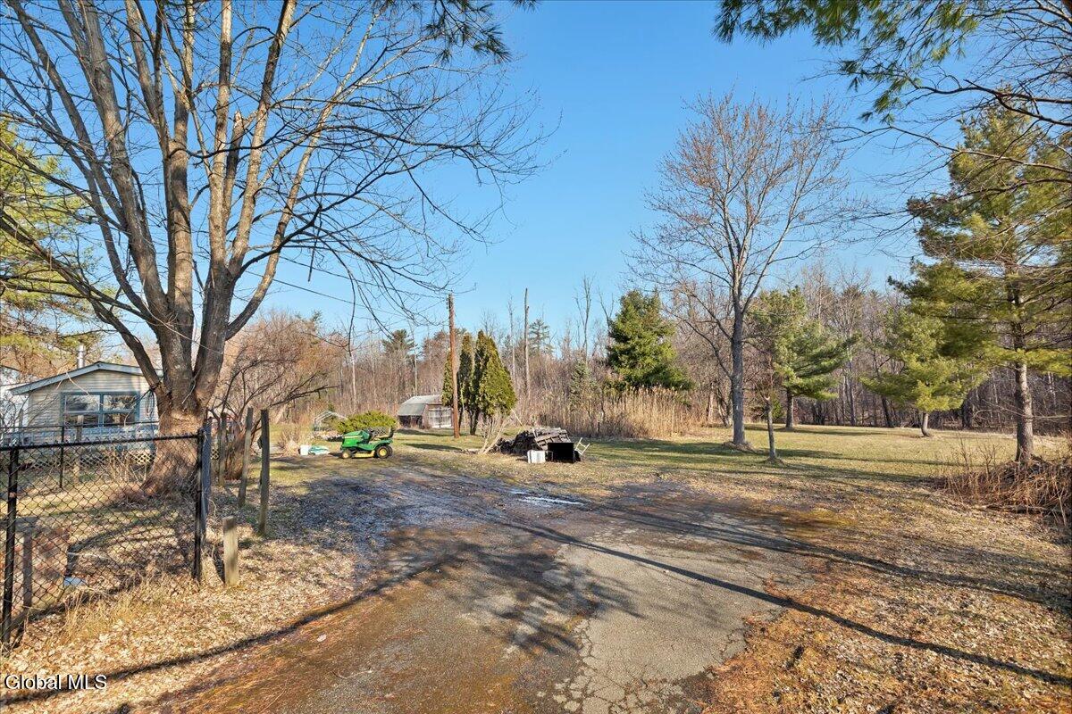 89 Morris Road Schenectady, NY 12304 - Photo 27 of 28 02-IMG_6538