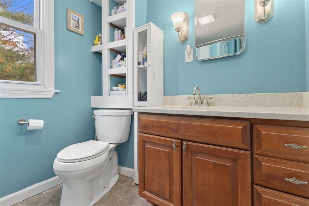 322 Central Street Hudson, MA 01749 - Photo 13 of 32