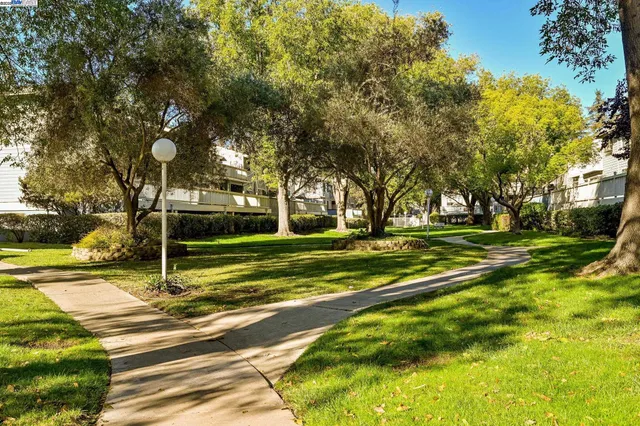 $539,800 | 3467 Pinewood Terrace, Unit 202, Fremont, CA 94536
