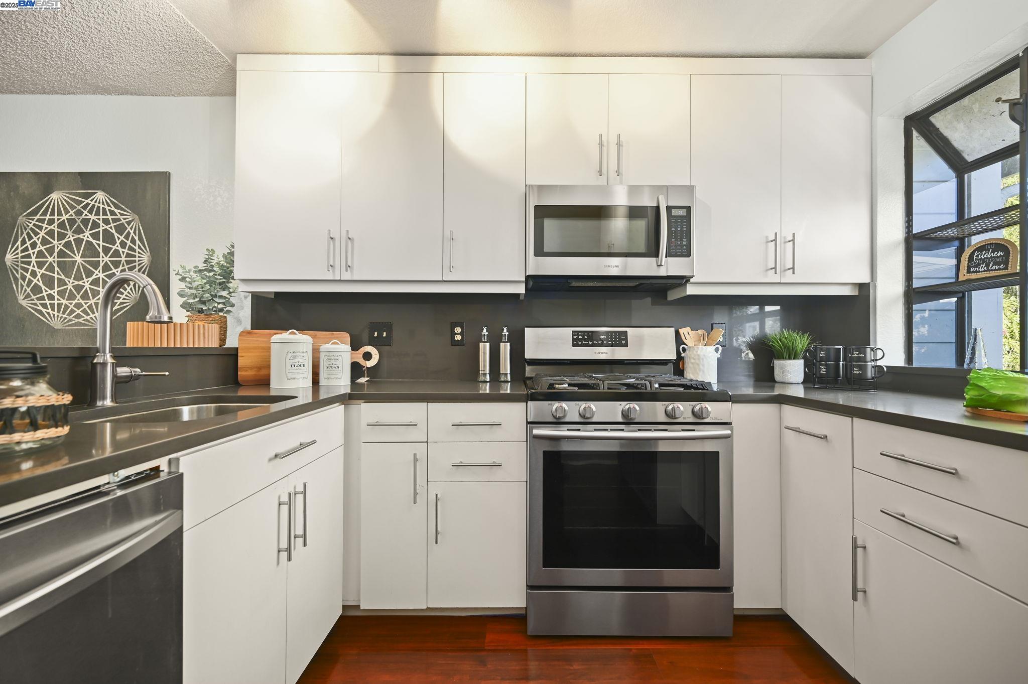 3467 Pinewood Terrace, Unit 202 Fremont, CA 94536 - Photo 10 of 32