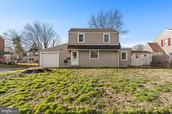 $285,000 | 735 Westwood Lane, Aldan, PA 19018