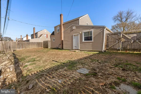 $285,000 | 735 Westwood Lane, Aldan, PA 19018