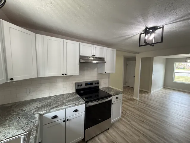 $224,000 | 602 South Murphy Avenue, Brazil, IN 47834