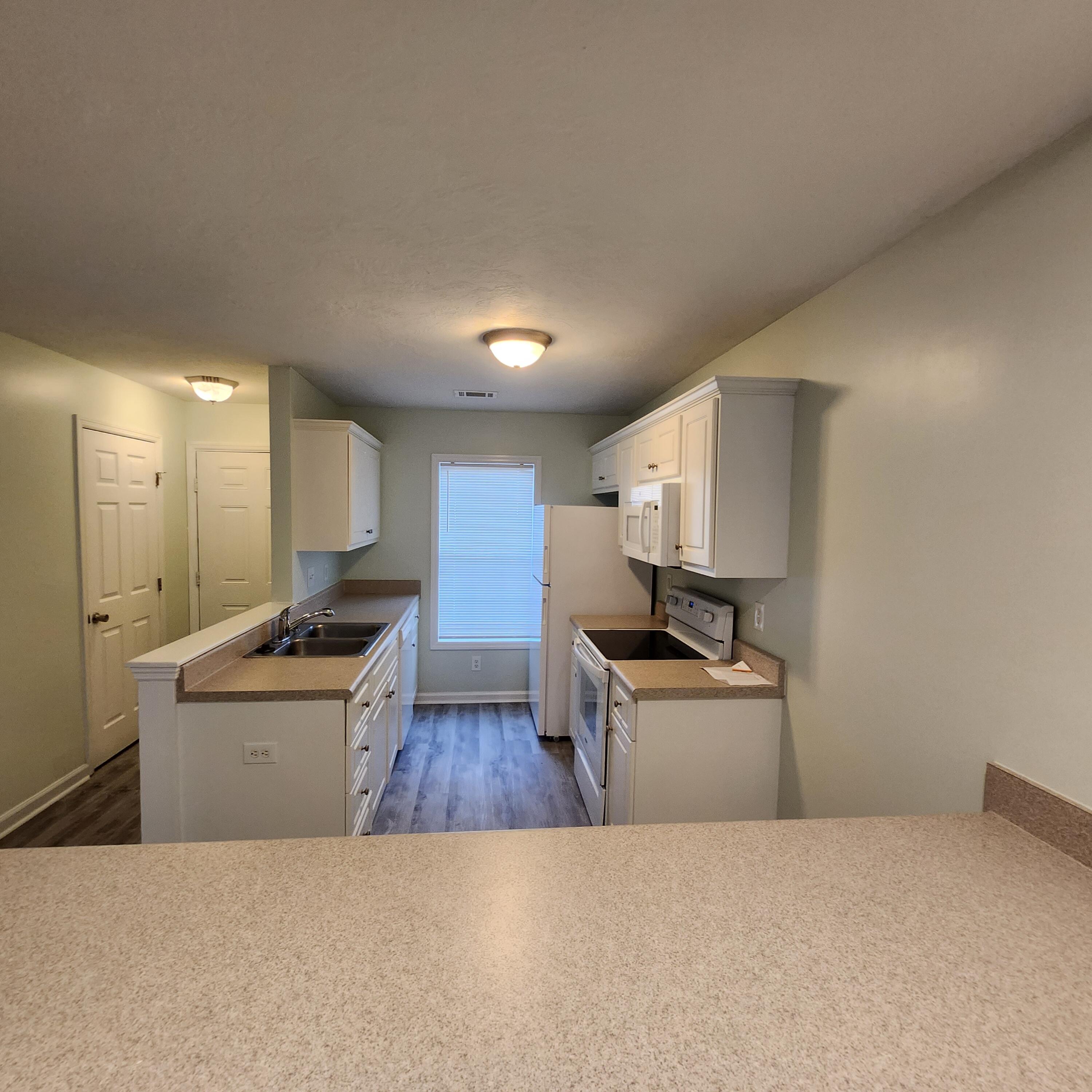 5061 Wheeler Lake Road Augusta, GA 30909 - Photo 4 of 12 Kitchen