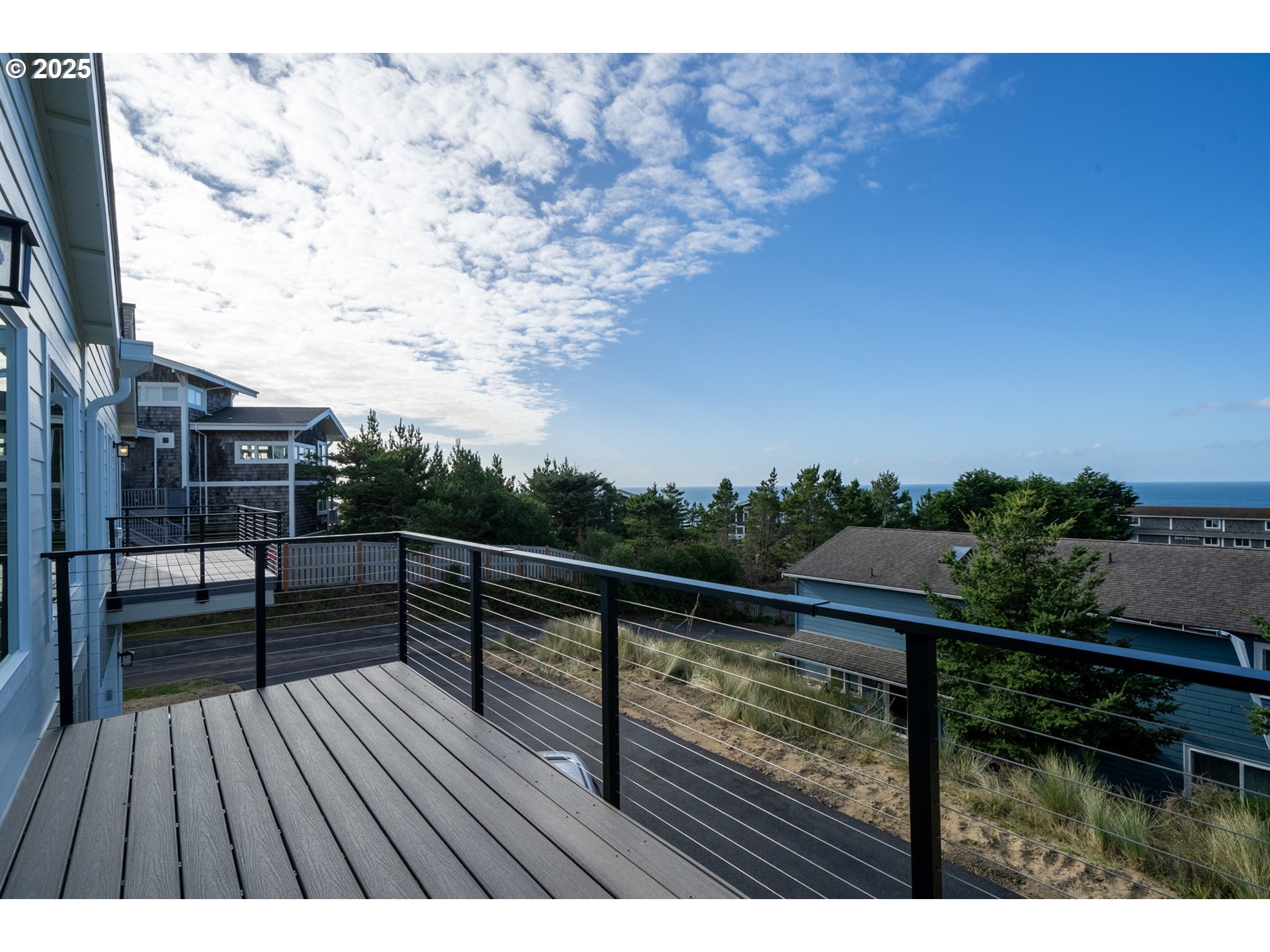 120 Crescent Street Tillamook, OR 97141 - Photo 11 of 39