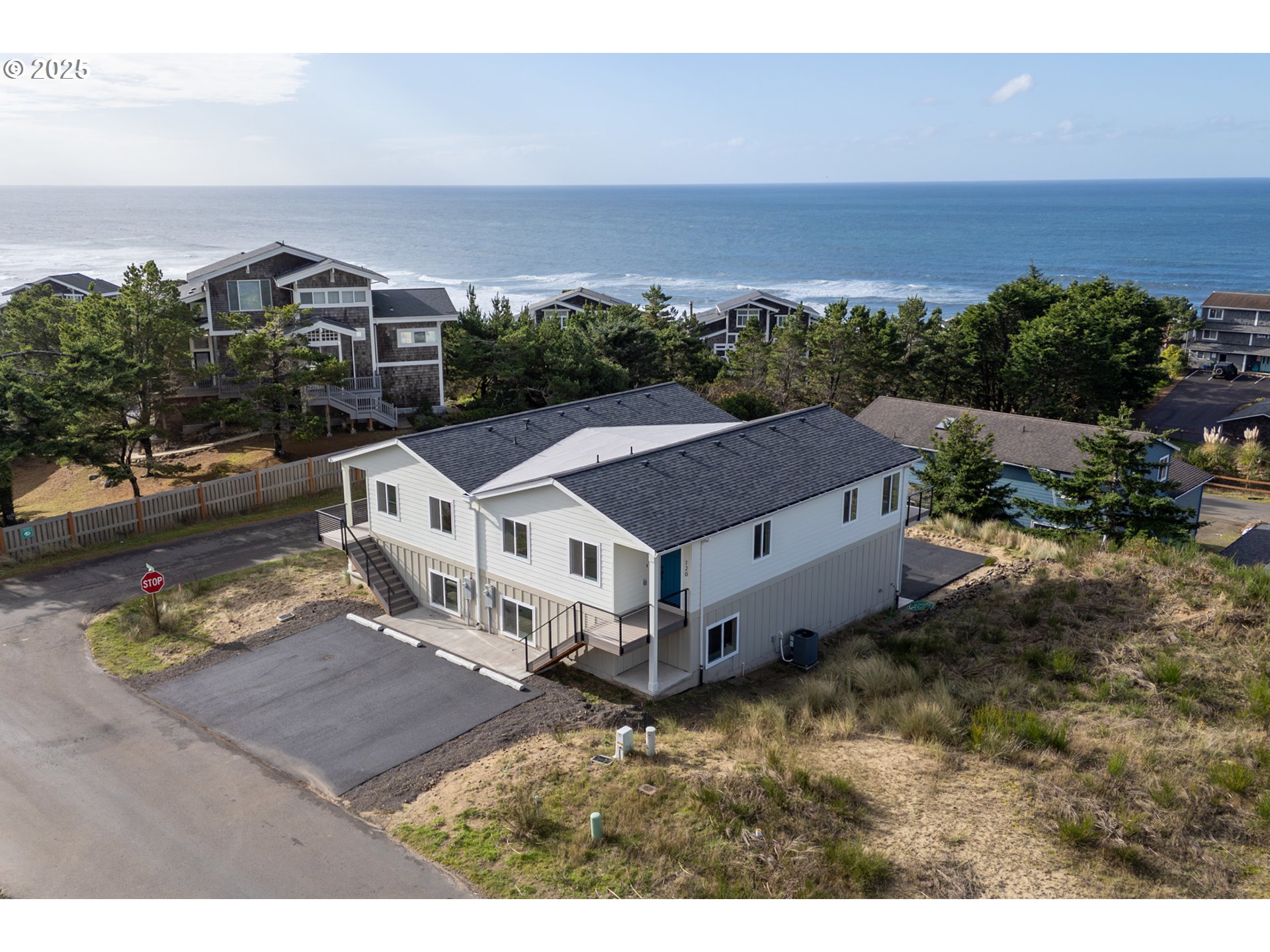 120 Crescent Street Tillamook, OR 97141 - Photo 38 of 39