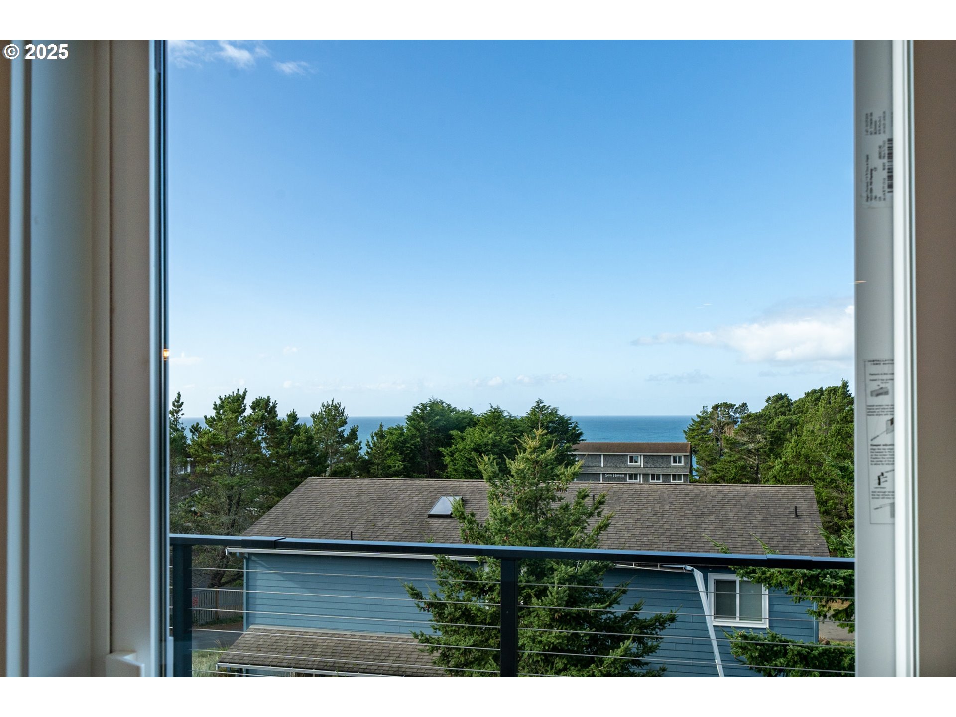 120 Crescent Street Tillamook, OR 97141 - Photo 10 of 39