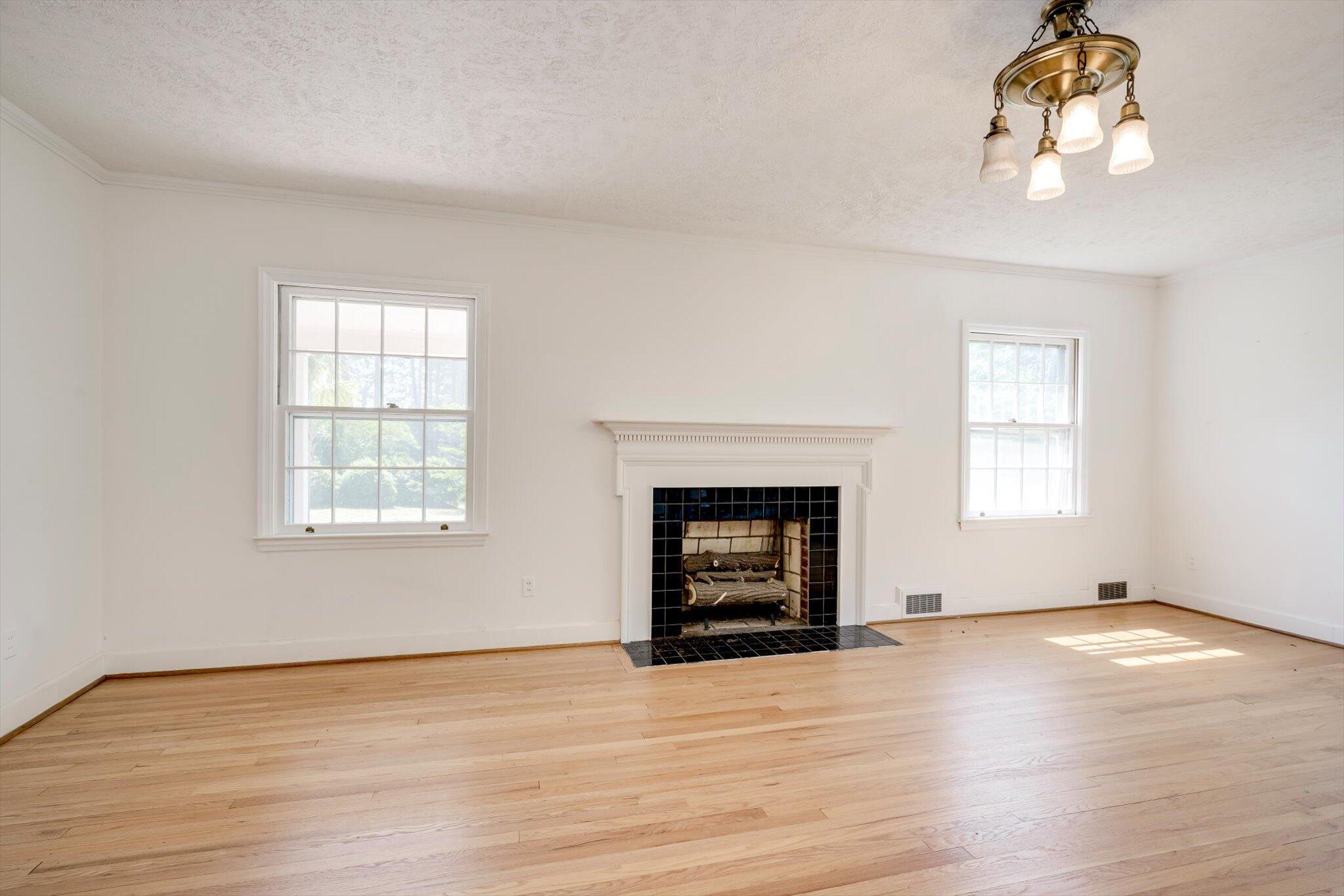 919 Wildwood Road Aiken, SC 29801 - Photo 7 of 34