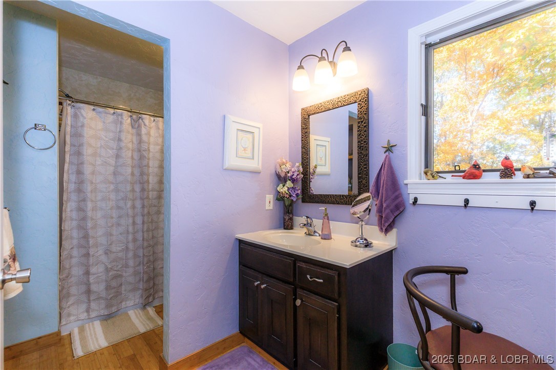 23 Leisure Road Eldon, MO 65026 - Photo 14 of 58 Walk in shower