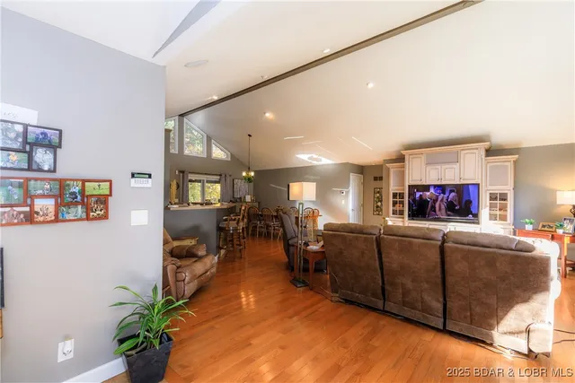 $525,000 | 23 Leisure Road, Eldon, MO 65026